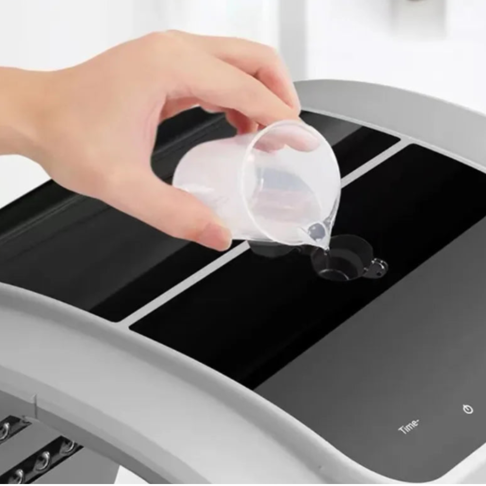 appareil led avec eau, sérums ou eaux de rose